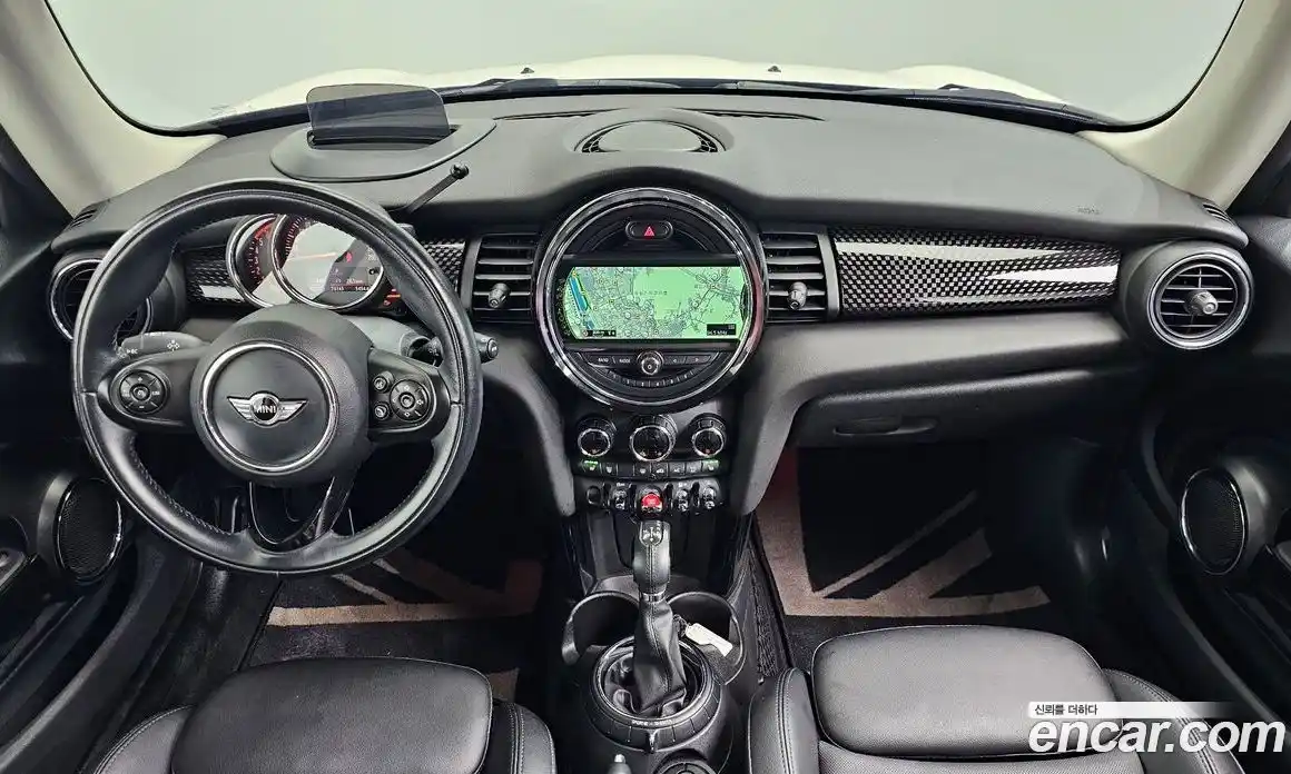 Mini Cooper 2017 2.0 гидро в Москве № 1837654, фото 7