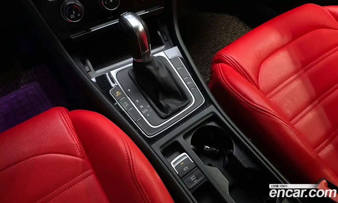 Volkswagen Golf 2015 1.6 гидро в Москве № 1838168, фото 9