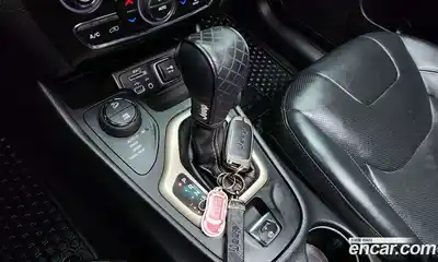 Jeep Cherokee 2016 2.2 гидро в Москве № 1838347, миниатюра 9
