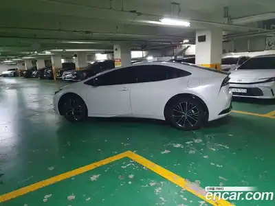 Toyota Prius 2024 2.5 гидро в Москве № 1838481, миниатюра 4