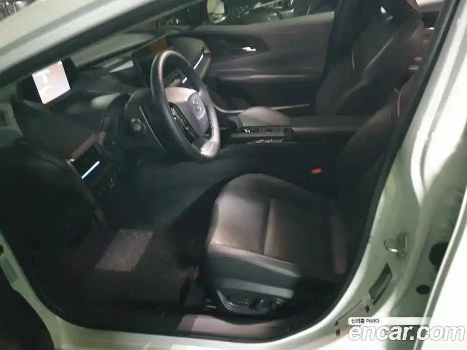 Toyota Prius 2024 2.5 гидро в Москве № 1838481, фото 7