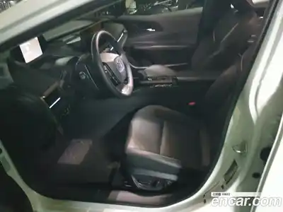 Toyota Prius 2024 2.5 гидро в Москве № 1838481, миниатюра 7