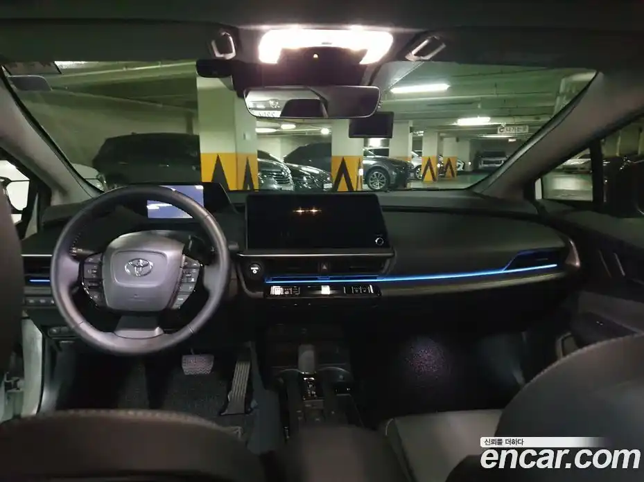 Toyota Prius 2024 2.5 гидро в Москве № 1838481, фото 9