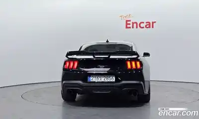 Ford Mustang 2024 2.3 гидро в Москве № 1838671, миниатюра 4