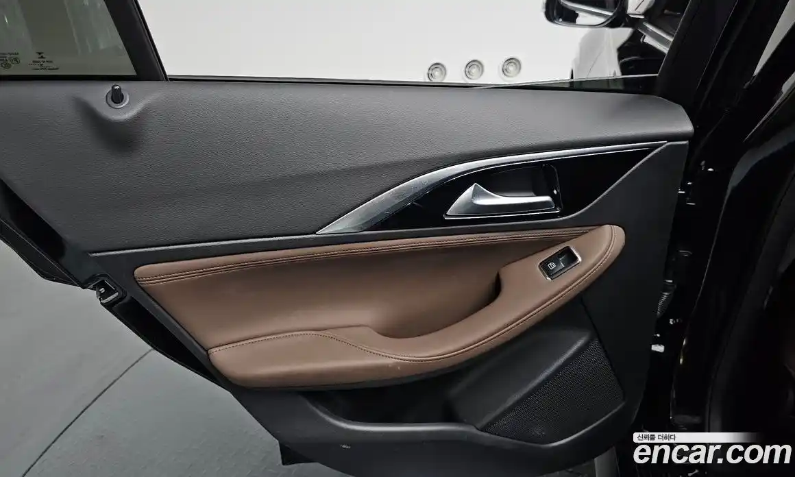 Infiniti Q30 2019 2.0 гидро в Москве № 1840883, фото 14