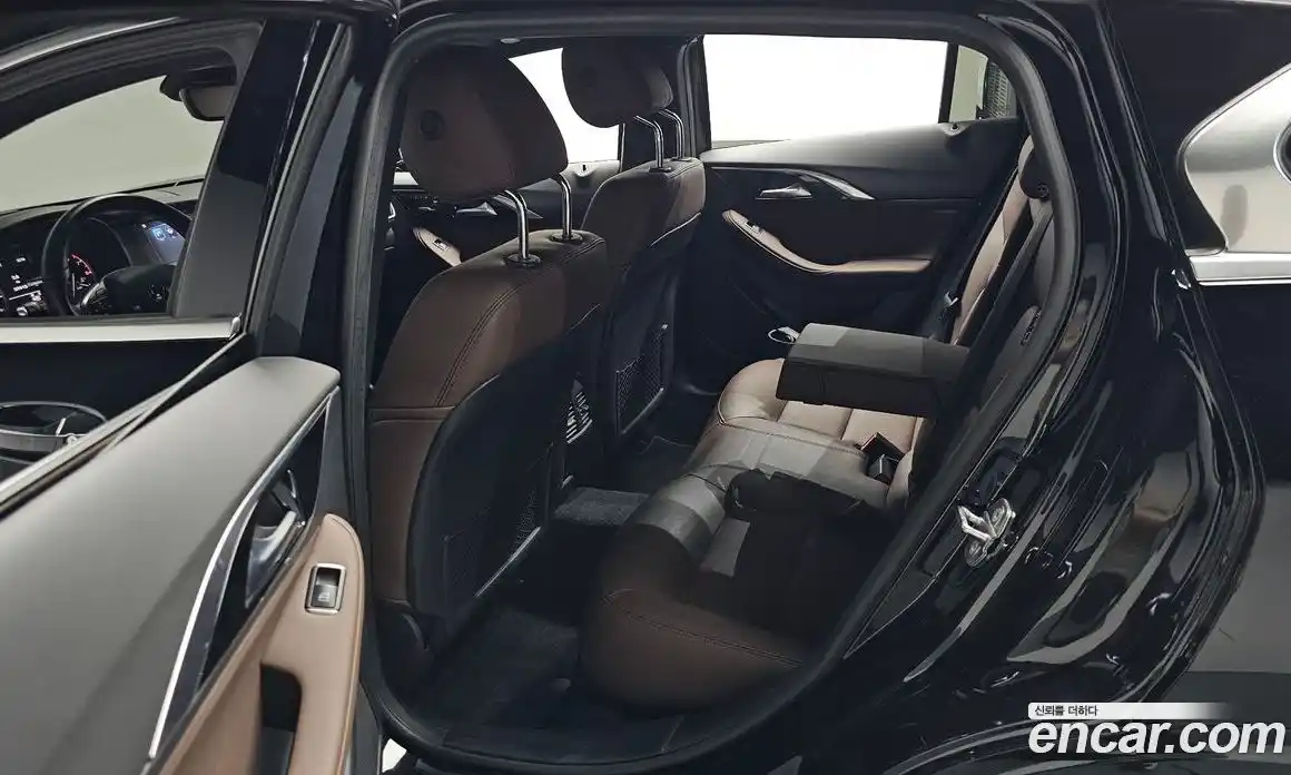 Infiniti Q30 2019 2.0 гидро в Москве № 1840883, фото 17