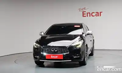 Infiniti Q30 2019 2.0 гидро в Москве № 1840883, миниатюра 2