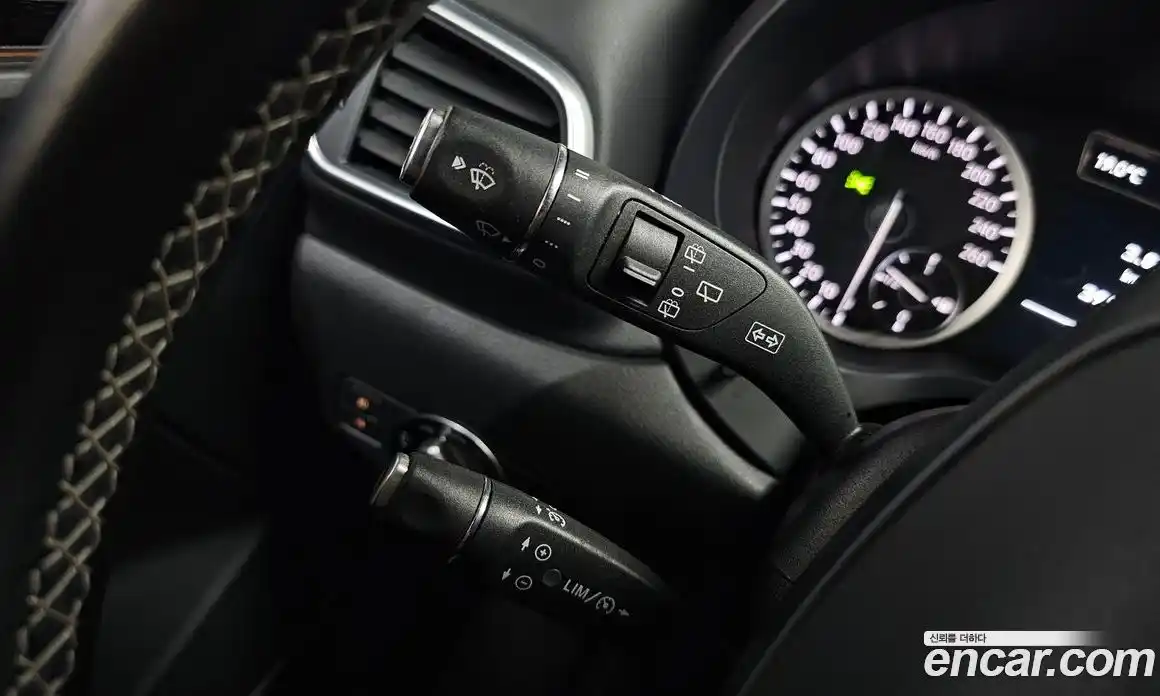 Infiniti Q30 2019 2.0 гидро в Москве № 1840883, фото 26