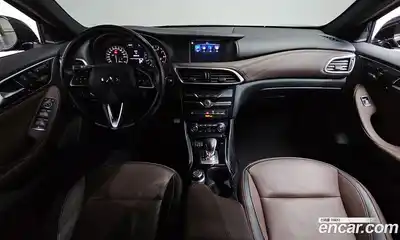 Infiniti Q30 2019 2.0 гидро в Москве № 1840883, миниатюра 9