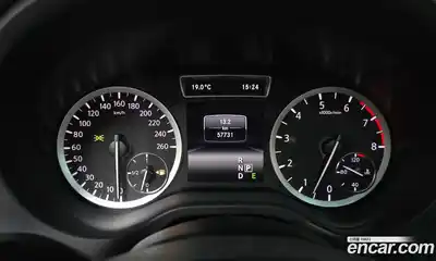 Infiniti Q30 2017 2.0 гидро в Москве № 1840901, миниатюра 11