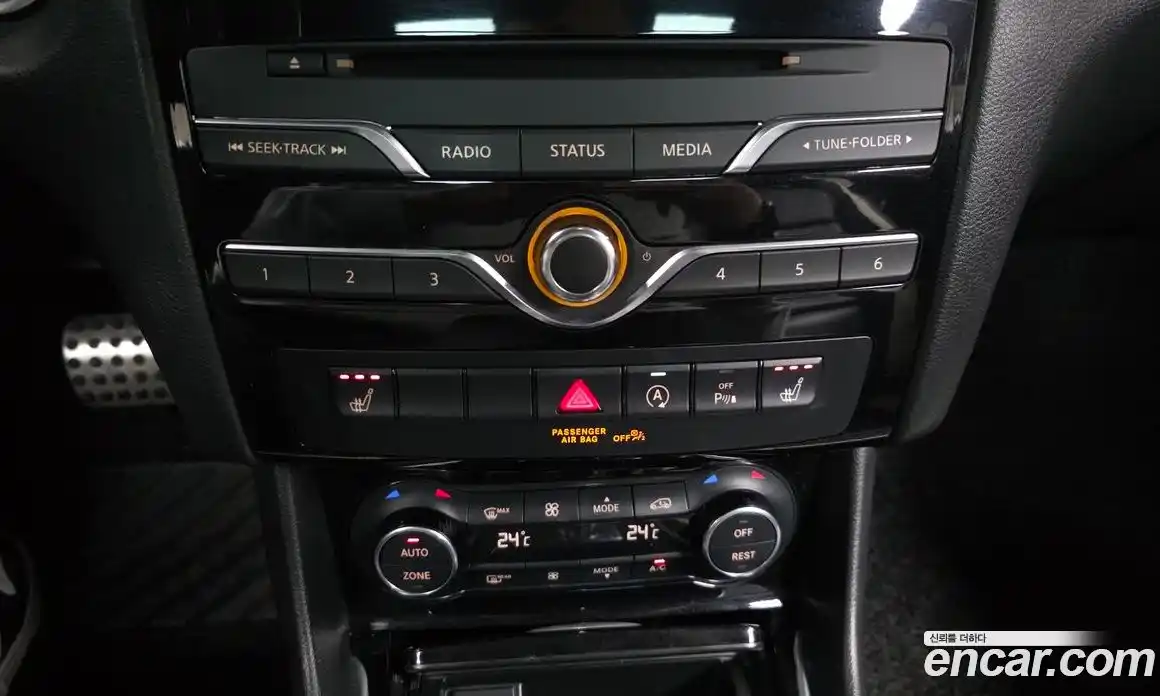 Infiniti Q30 2017 2.0 гидро в Москве № 1840901, фото 23