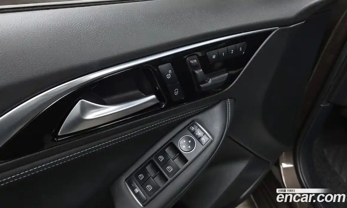 Infiniti Q30 2017 2.0 гидро в Москве № 1840901, фото 27