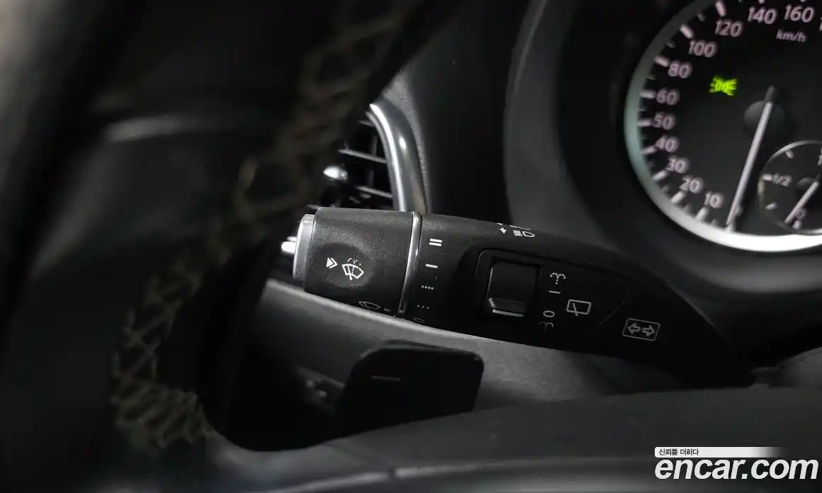 Infiniti Q30 2017 2.0 гидро в Москве № 1840901, фото 29