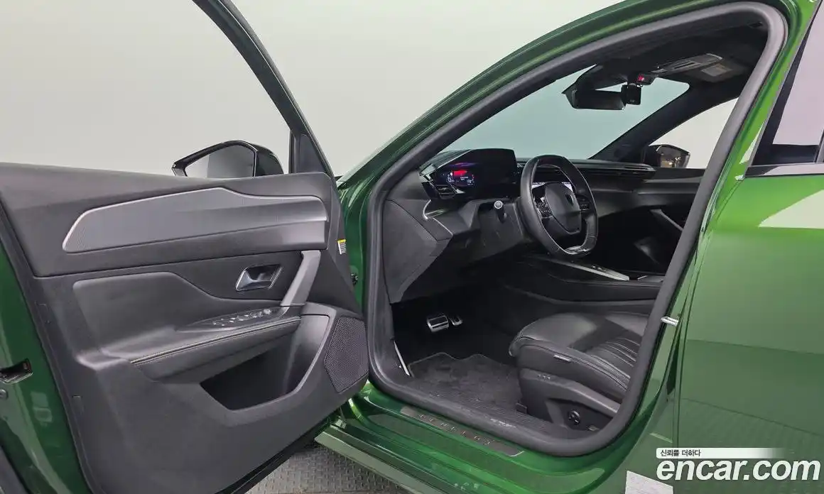 Peugeot 308 2023 1.5 гидро в Москве, фото 13