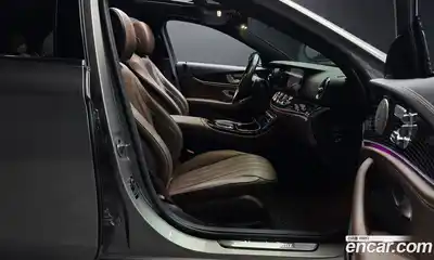 Mercedes-Benz E-Class 2021 3.0 гидро в Москве № 194022, миниатюра 10