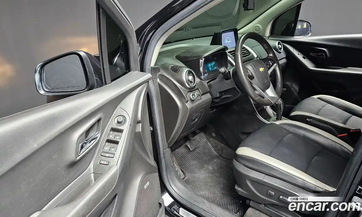 Chevrolet Trax 2016 1.4 гидро в Москве № 74514, фото 11