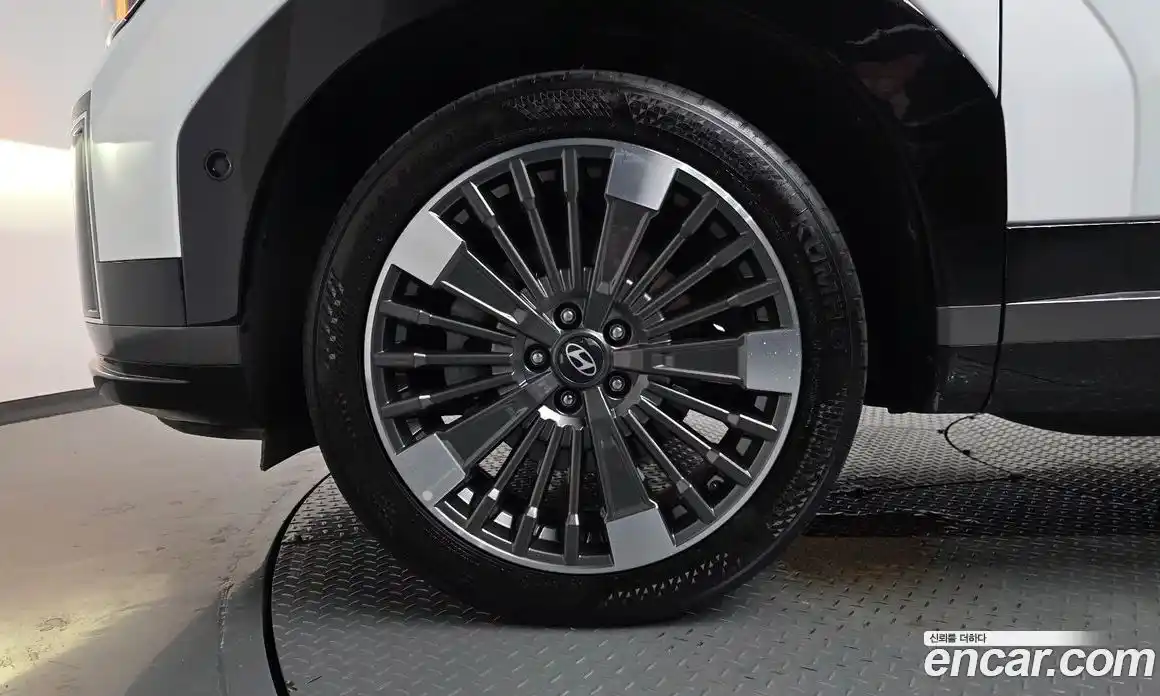 Hyundai Santa Fe 2024 1.6 гидро в Москве № 112015, фото 4