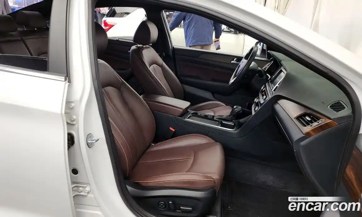 Hyundai Sonata 2018 2.0 гидро в Москве № 123044, фото 11