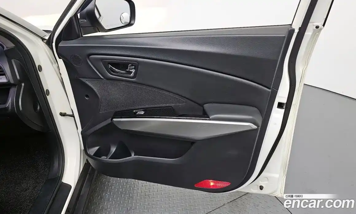 SsangYong TIBOLI 2015 1.6 гидро, фото 14