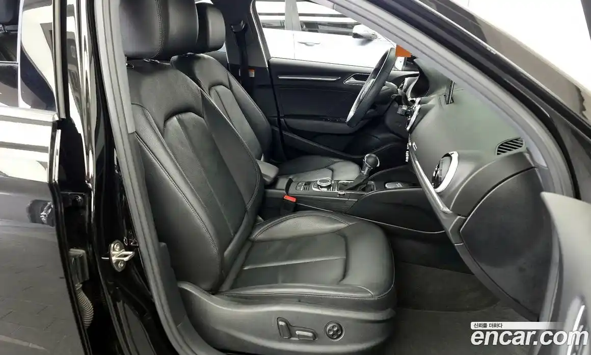 Audi A3 2018 2.0 гидро в Москве № 1280088, фото 16