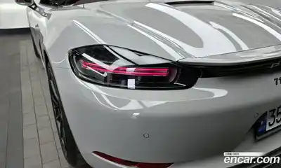 Porsche 718 2023 4.0 гидро в Москве № 1292455, миниатюра 9