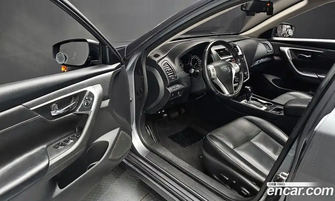 Nissan Altima 2017 2.5 гидро в Москве № 1295367, фото 17