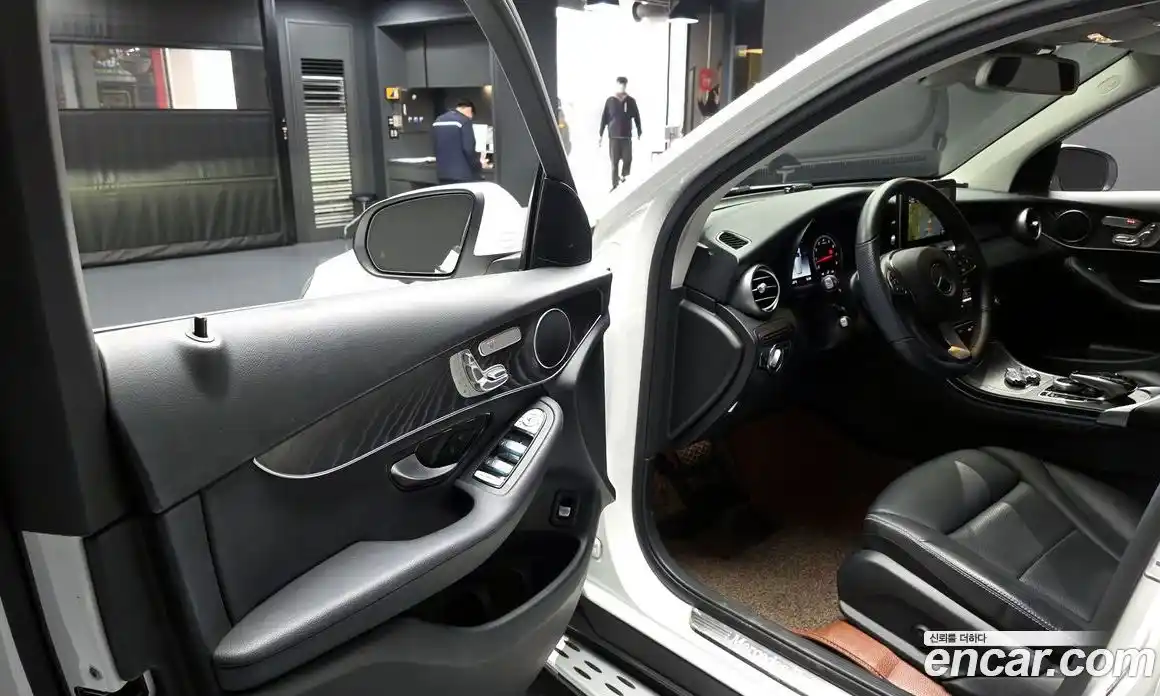Mercedes-Benz GLC-Class 2019 2.0 гидро в Москве № 1322058, фото 13