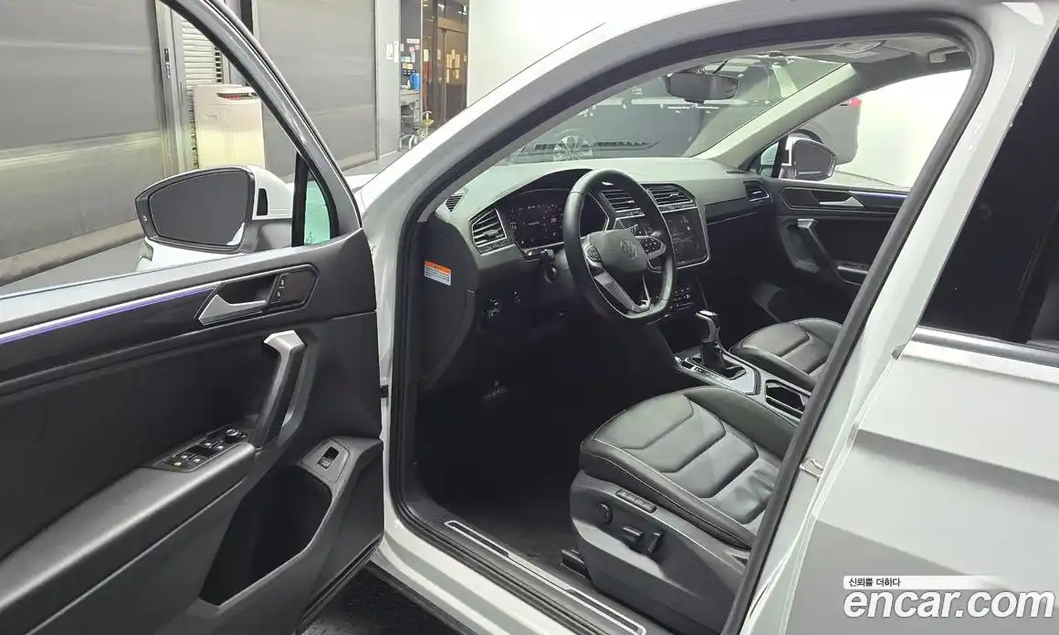 Volkswagen Tiguan 2022 2.0 гидро в Москве № 1323328, фото 13