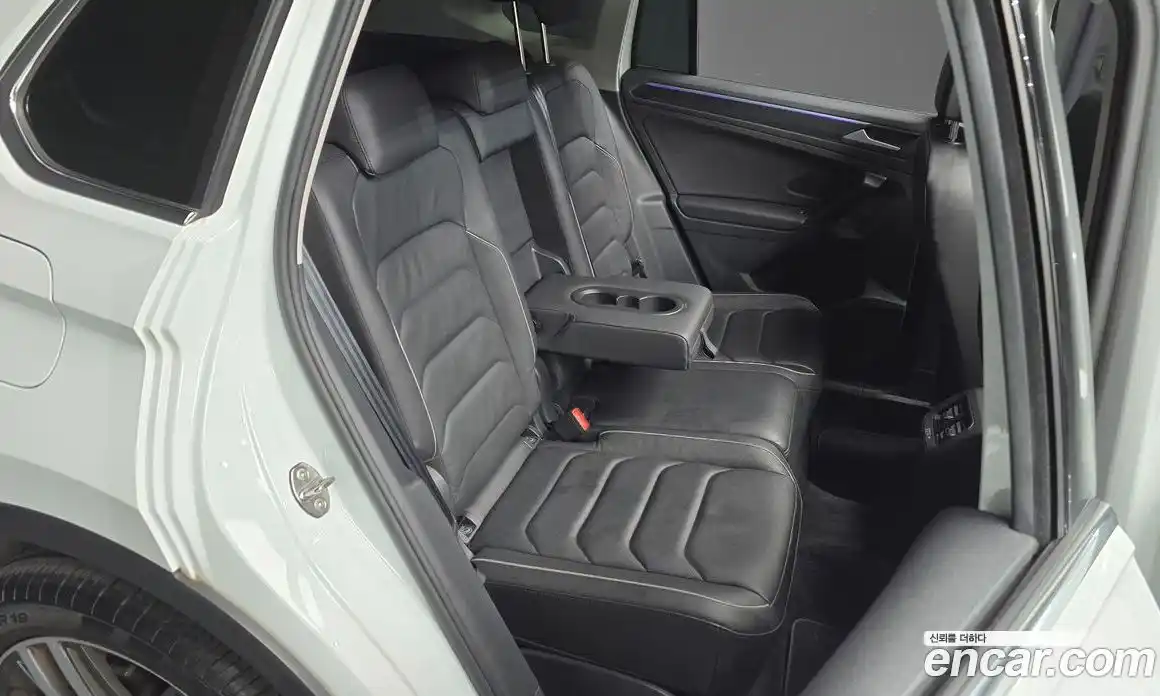 Volkswagen Tiguan 2022 2.0 гидро в Москве № 1323328, фото 16