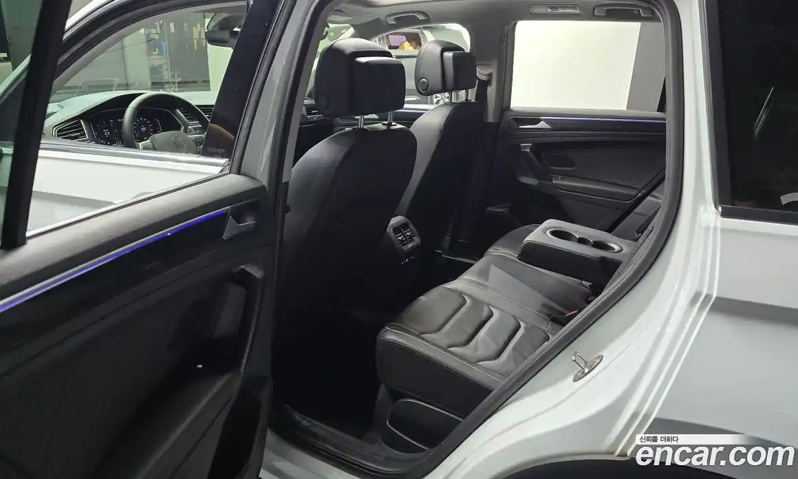 Volkswagen Tiguan 2022 2.0 гидро в Москве № 1323328, фото 17