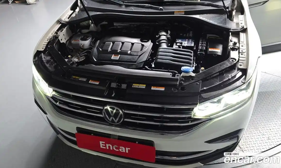 Volkswagen Tiguan 2022 2.0 гидро в Москве № 1323328, фото 6