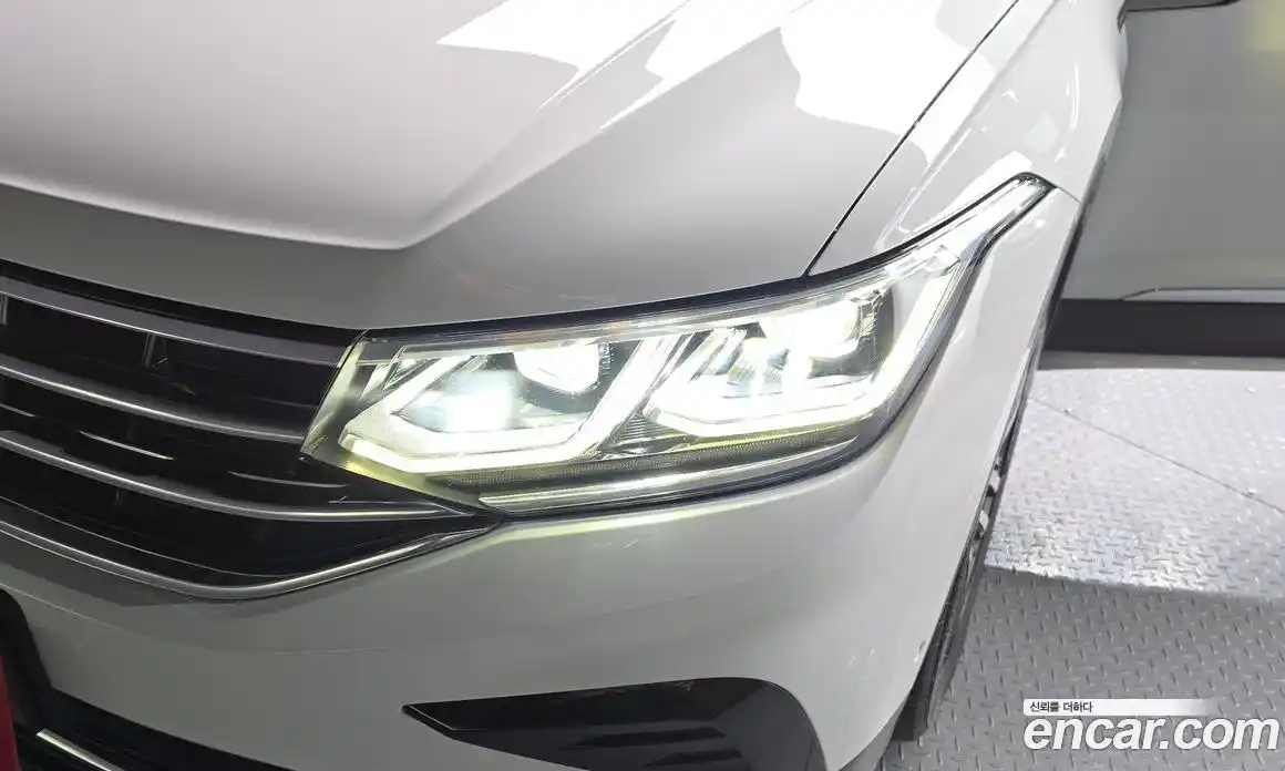Volkswagen Tiguan 2022 2.0 гидро в Москве № 1323328, фото 8