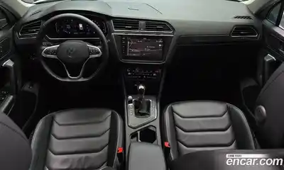 Volkswagen Tiguan 2022 2.0 гидро в Москве № 1323328, миниатюра 10