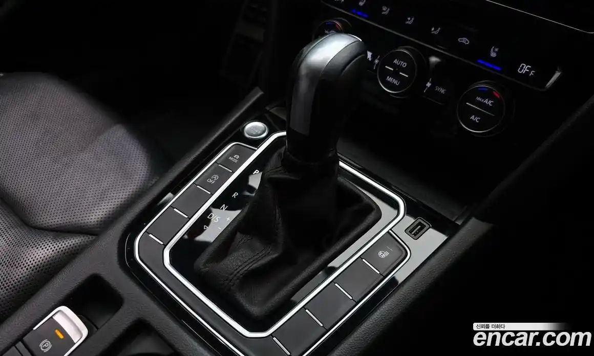 Volkswagen Arteon 2020 2.0 гидро в Москве № 1323372, фото 12