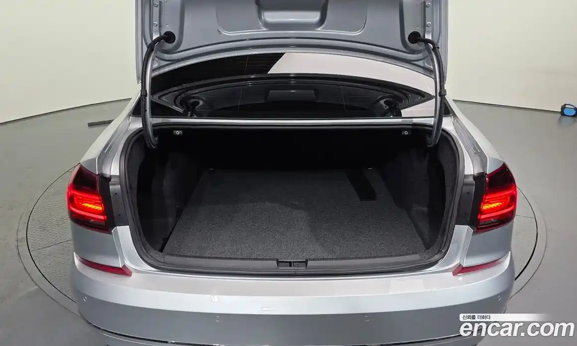 Volkswagen Passat 2018 2.0 гидро в Москве № 1323381, фото 26