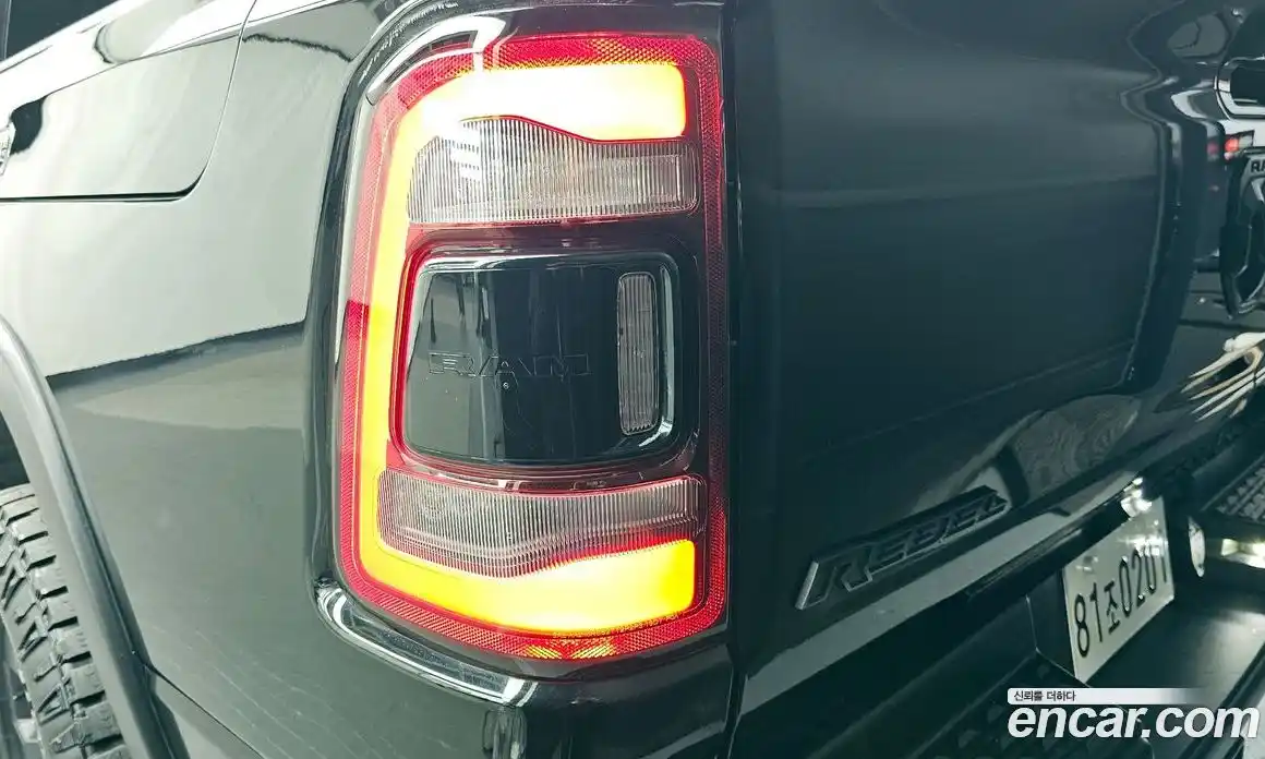 Dodge Ram Pick Up 2020 5.7 гидро в Москве № 1324560, фото 9