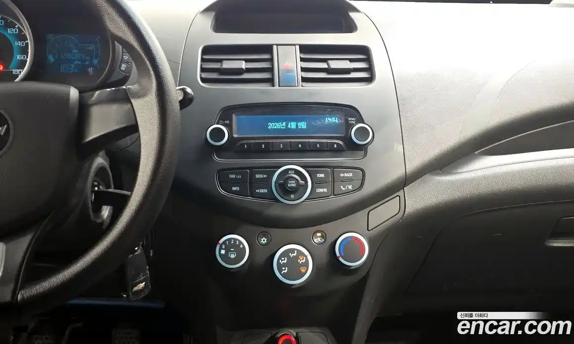 Chevrolet Spark 2013 1.0 механика в Москве № 1345486, фото 19
