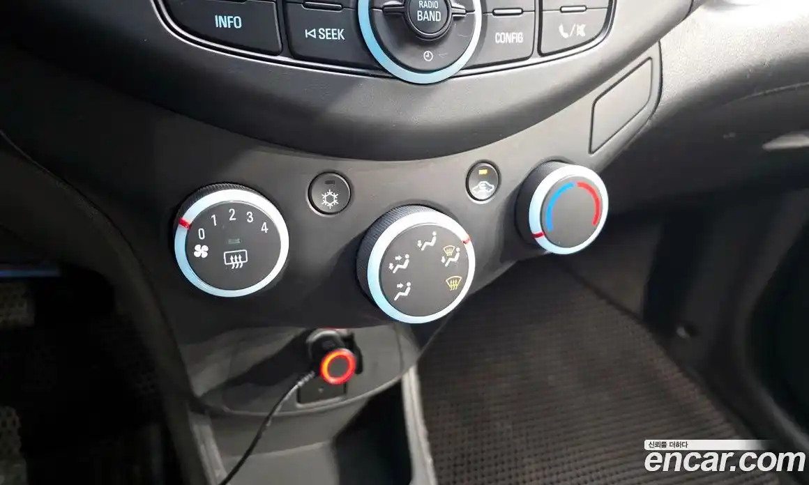 Chevrolet Spark 2013 1.0 механика в Москве № 1345486, фото 21