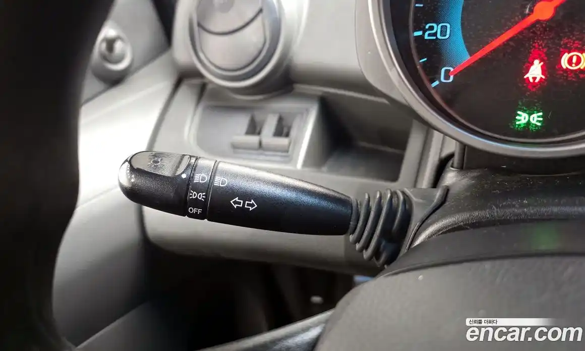 Chevrolet Spark 2013 1.0 механика в Москве № 1345486, фото 23