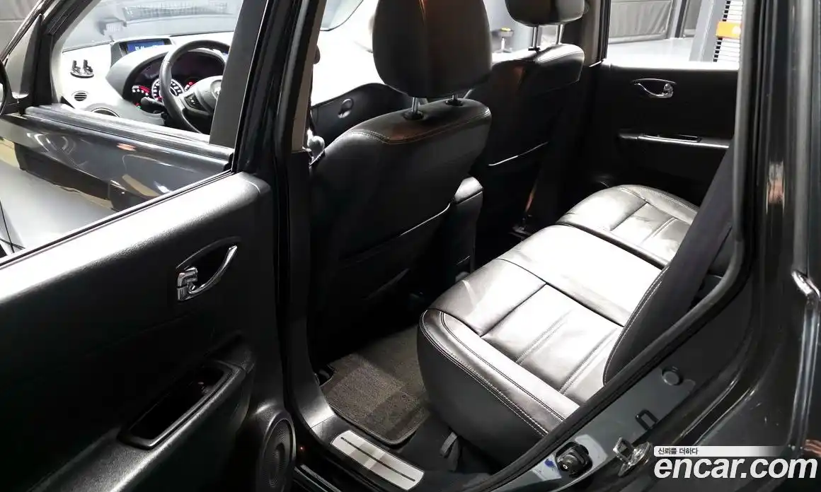 Renault QM5 2014 2.0 гидро в Москве № 1346319, фото 16