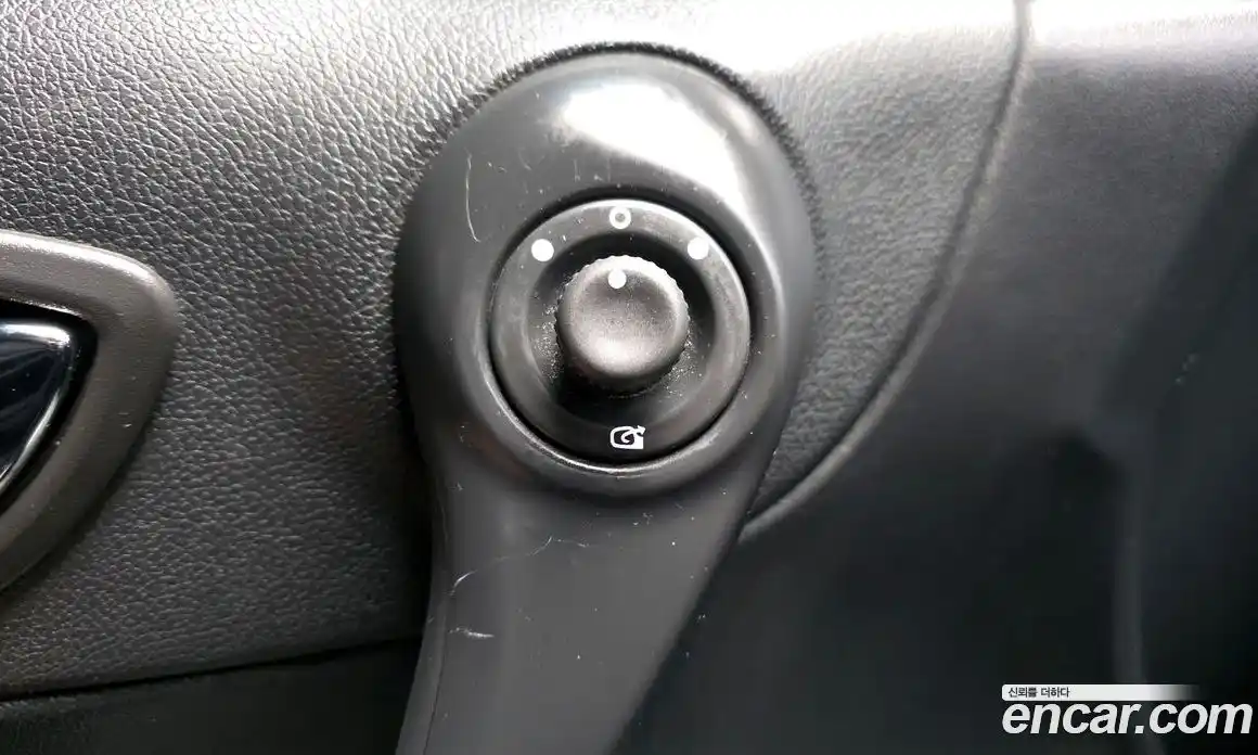 Renault QM5 2014 2.0 гидро в Москве № 1346319, фото 27