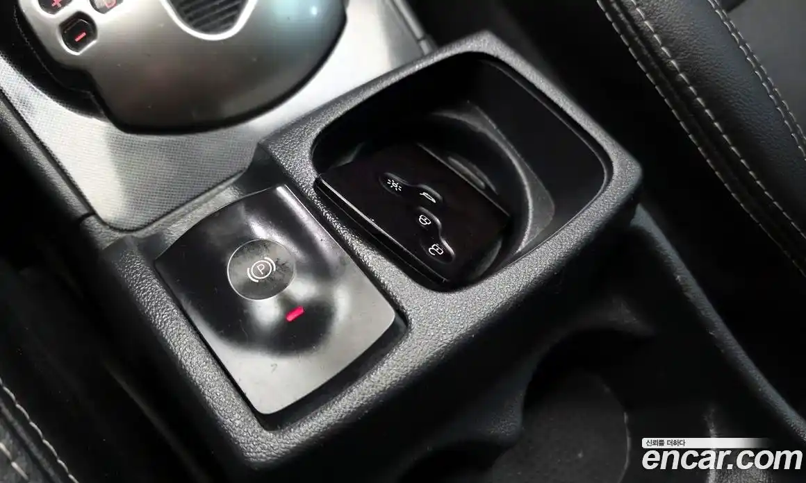 Renault QM5 2014 2.0 гидро в Москве № 1346319, фото 31