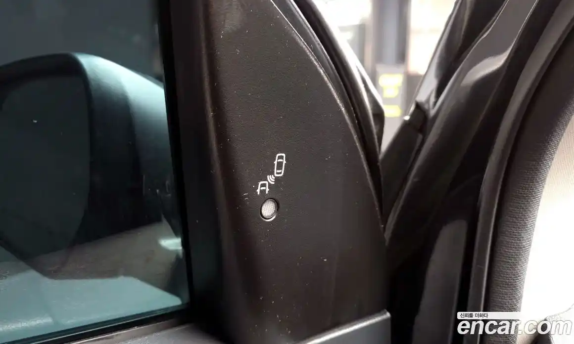 Renault QM5 2014 2.0 гидро в Москве № 1346319, фото 33