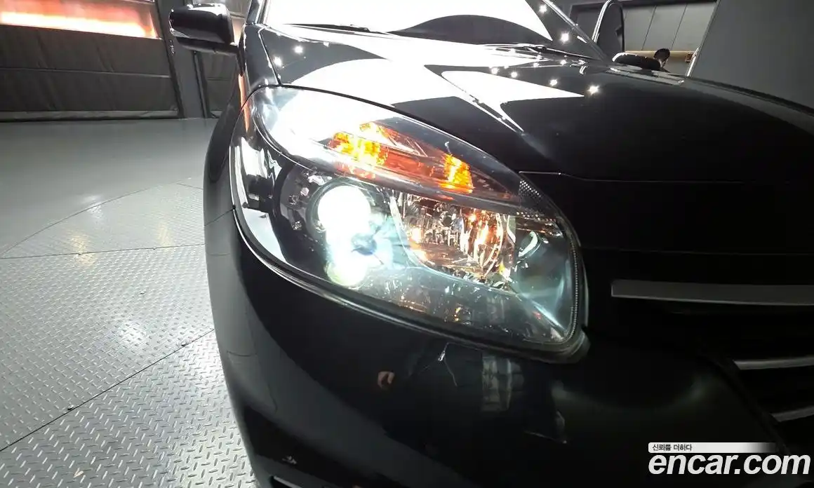 Renault QM5 2014 2.0 гидро в Москве № 1346319, фото 8