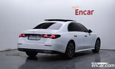 Mercedes-Benz E-Class 2024 2.0 гидро в Москве № 1347707, миниатюра 2