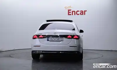 Mercedes-Benz E-Class 2024 2.0 гидро в Москве № 1347707, миниатюра 4