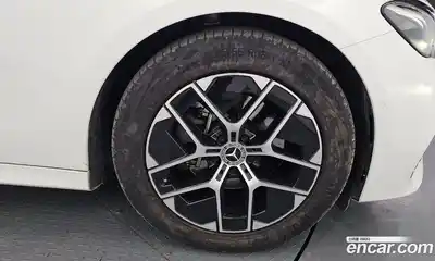 Mercedes-Benz E-Class 2024 2.0 гидро в Москве № 1347707, миниатюра 5