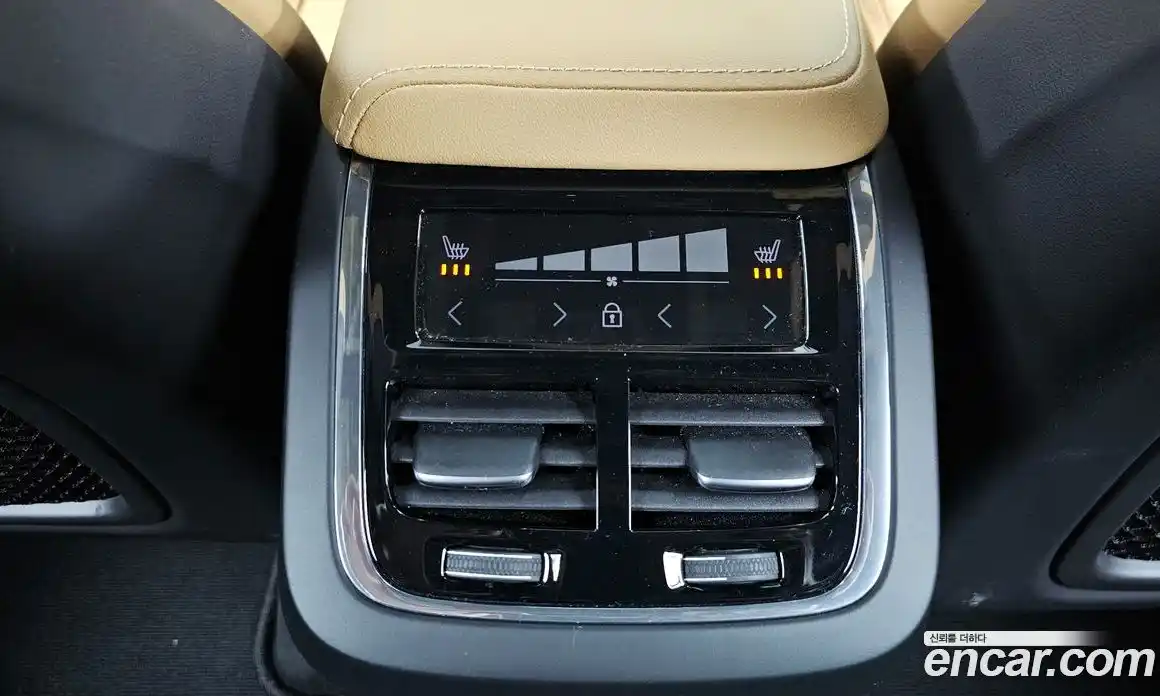 Volvo XC60 2021 2.0 гидро в Москве № 1348745, фото 24