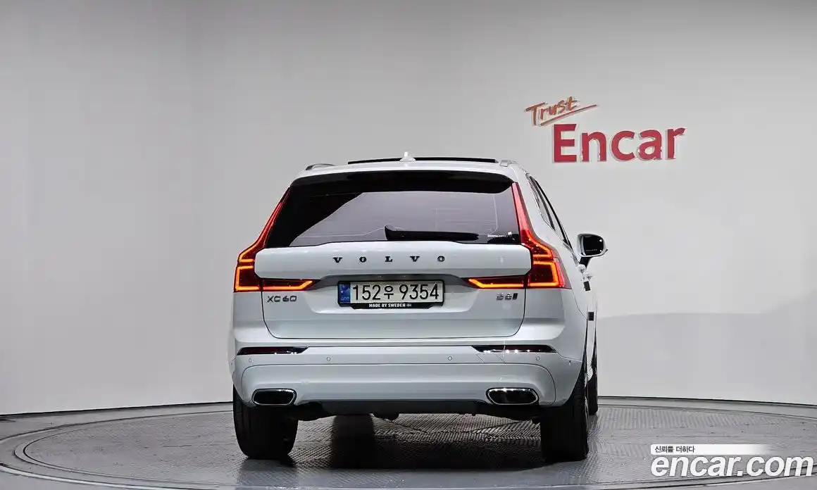 Volvo XC60 2021 2.0 гидро в Москве № 1348745, фото 4
