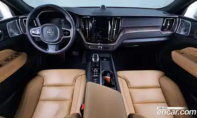 Volvo XC60 2021 2.0 гидро в Москве № 1348745, миниатюра 10